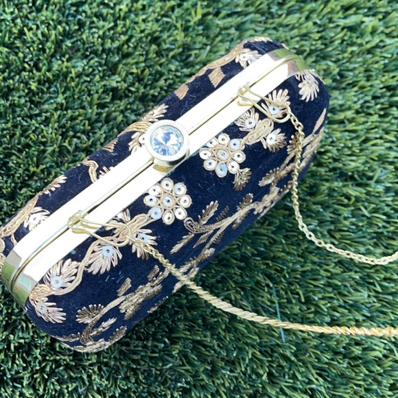 Clutch purse - Picture 4 of 5